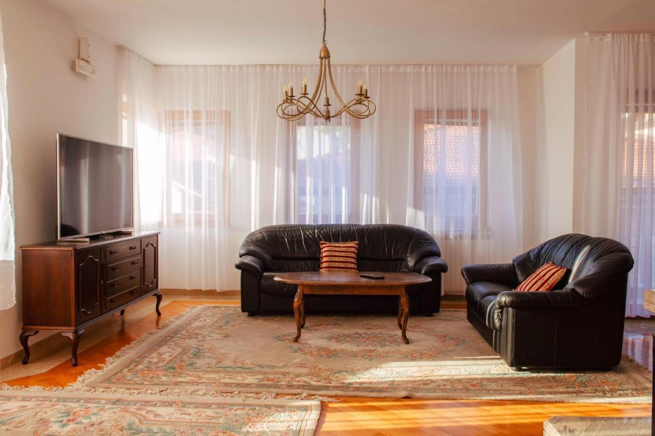 사라예보 Beautiful Duplex In Heart Of Old Town - Free Parking 아파트 외부 사진